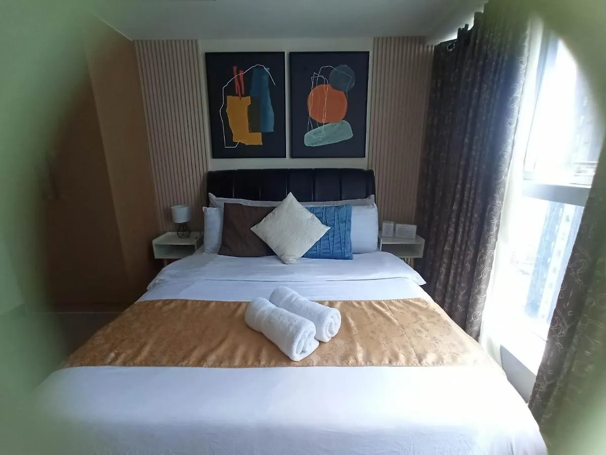 Uptown Parksuites Tower 1 Bgc Taguig Aparthotel