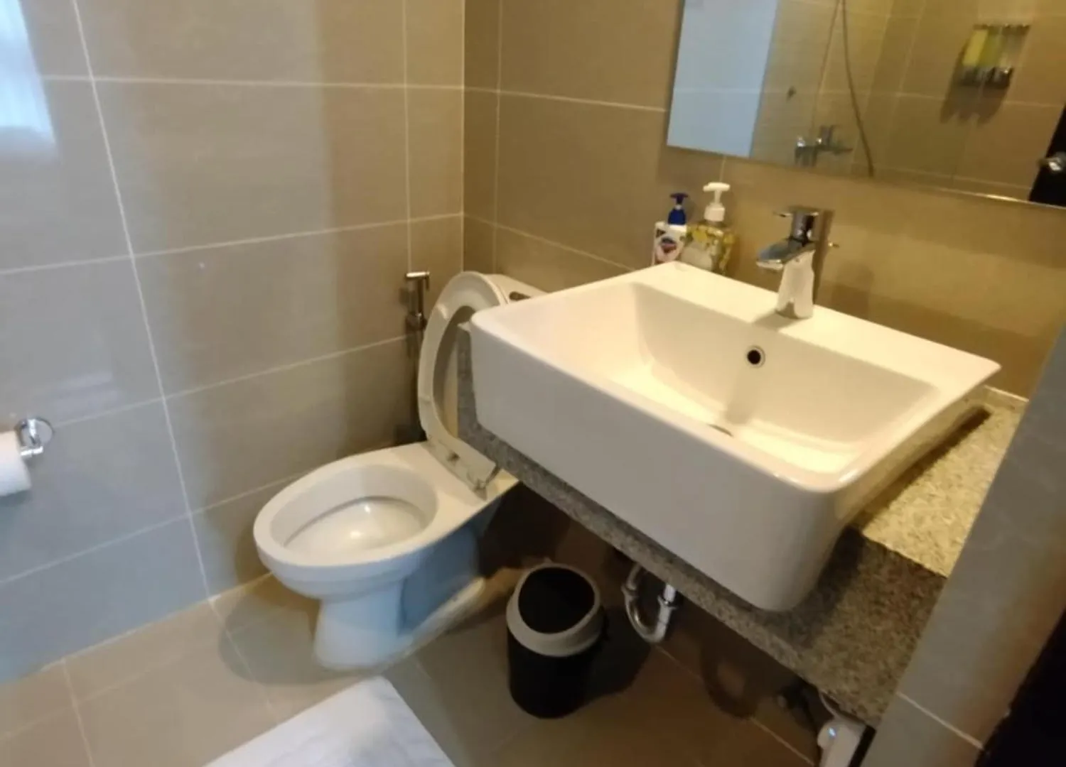 Uptown Parksuites Tower 1 Bgc Taguig 0*,  Philippines